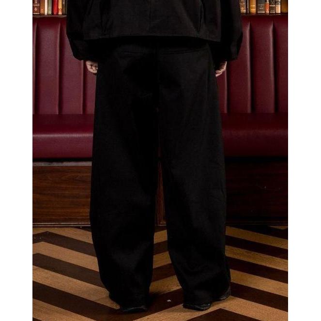 Othman - Blackloom Pleated Pants