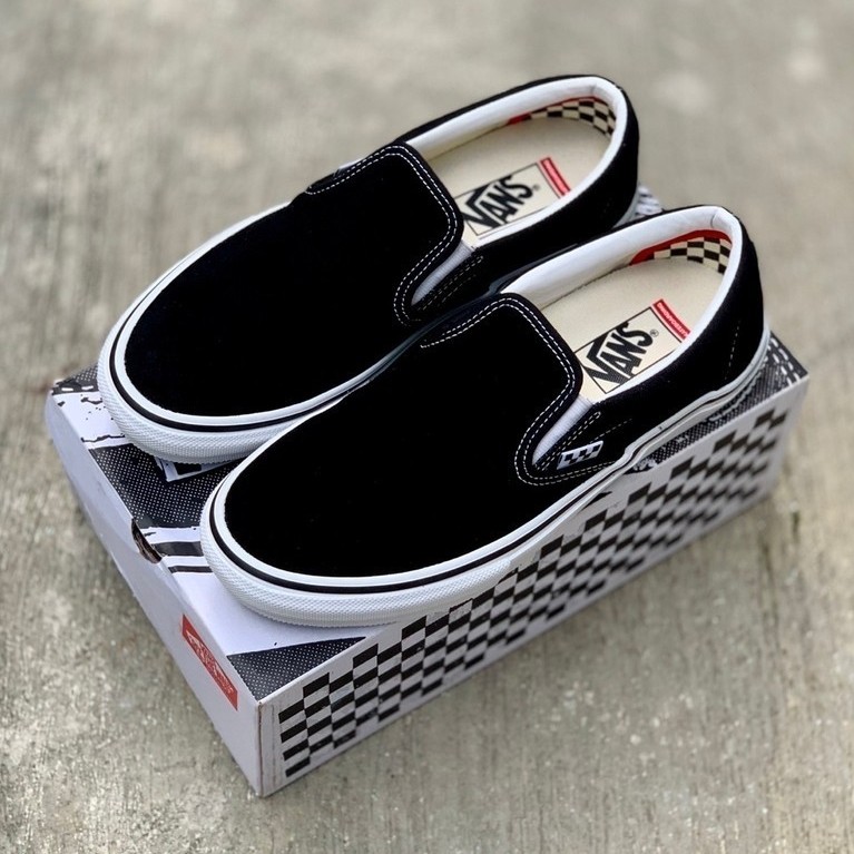Vans Skate Slip On Black&White ( Resmi PT.Navya / PT.GMG )