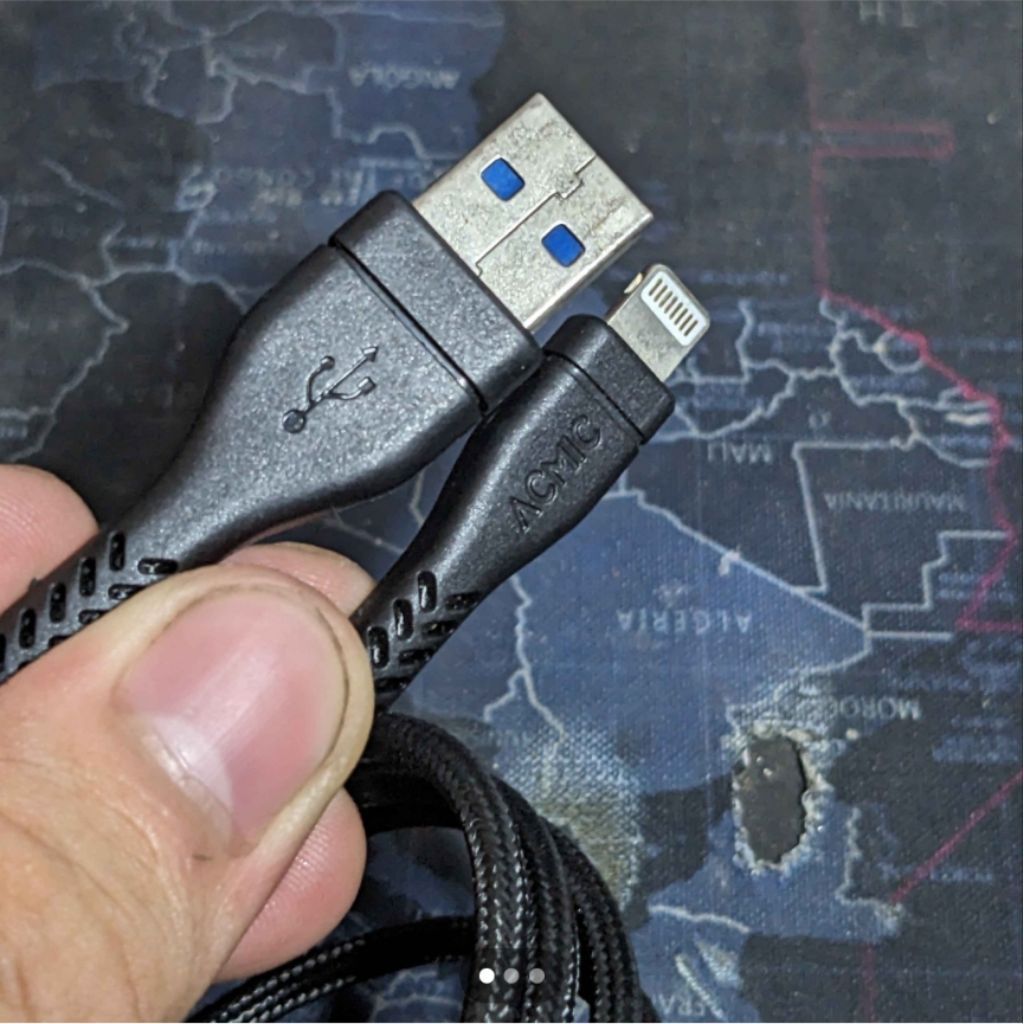 Kabel data acmic usb to Lightning (second)