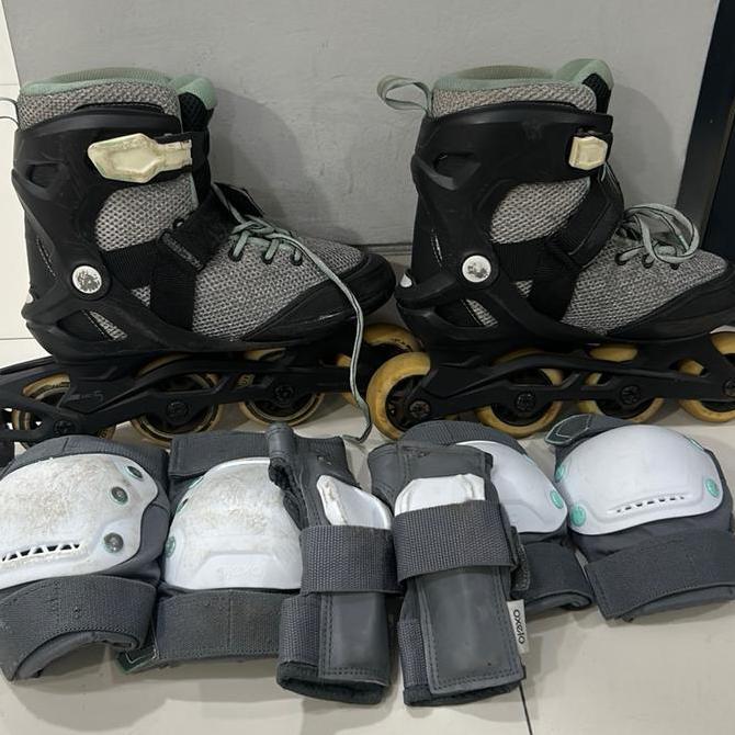 Inline skate dan pads set Oxelo Fit 100 EU 37 (second) sepatu roda