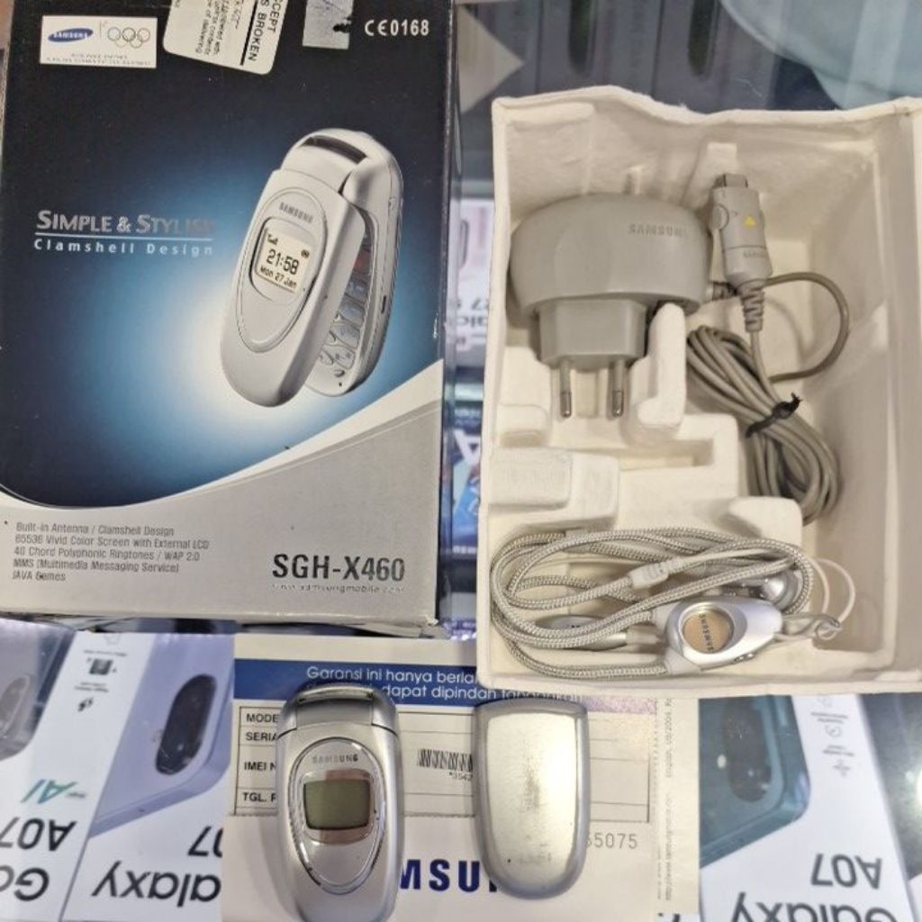 Handphone Samsung Lipat X460