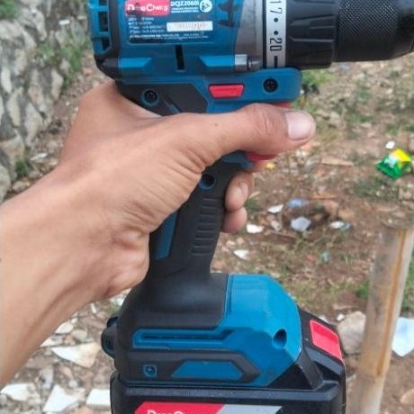 bor dongcheng 2060i bekas plus baterai 4ah kondisi sesuai foto