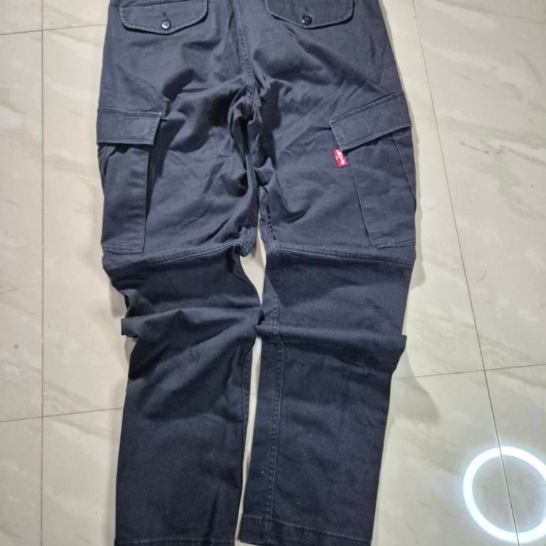 Kargo Levis Black Pocket / Cargo Pants / Levis Cargo