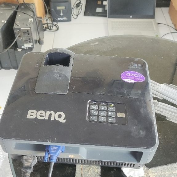 Proyektor BenQ MS500P DLP Projector Second Bekas Normal Siap Pakai