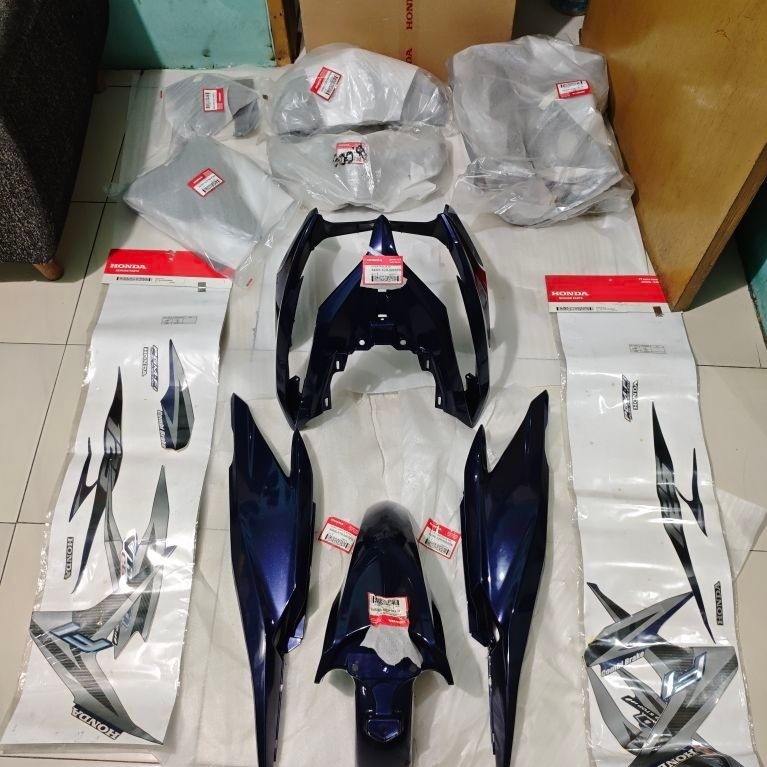 BODY HALUS FULL SET STRIPING VARIO 125 KZR SERI WARNA SPB IDLING STOP