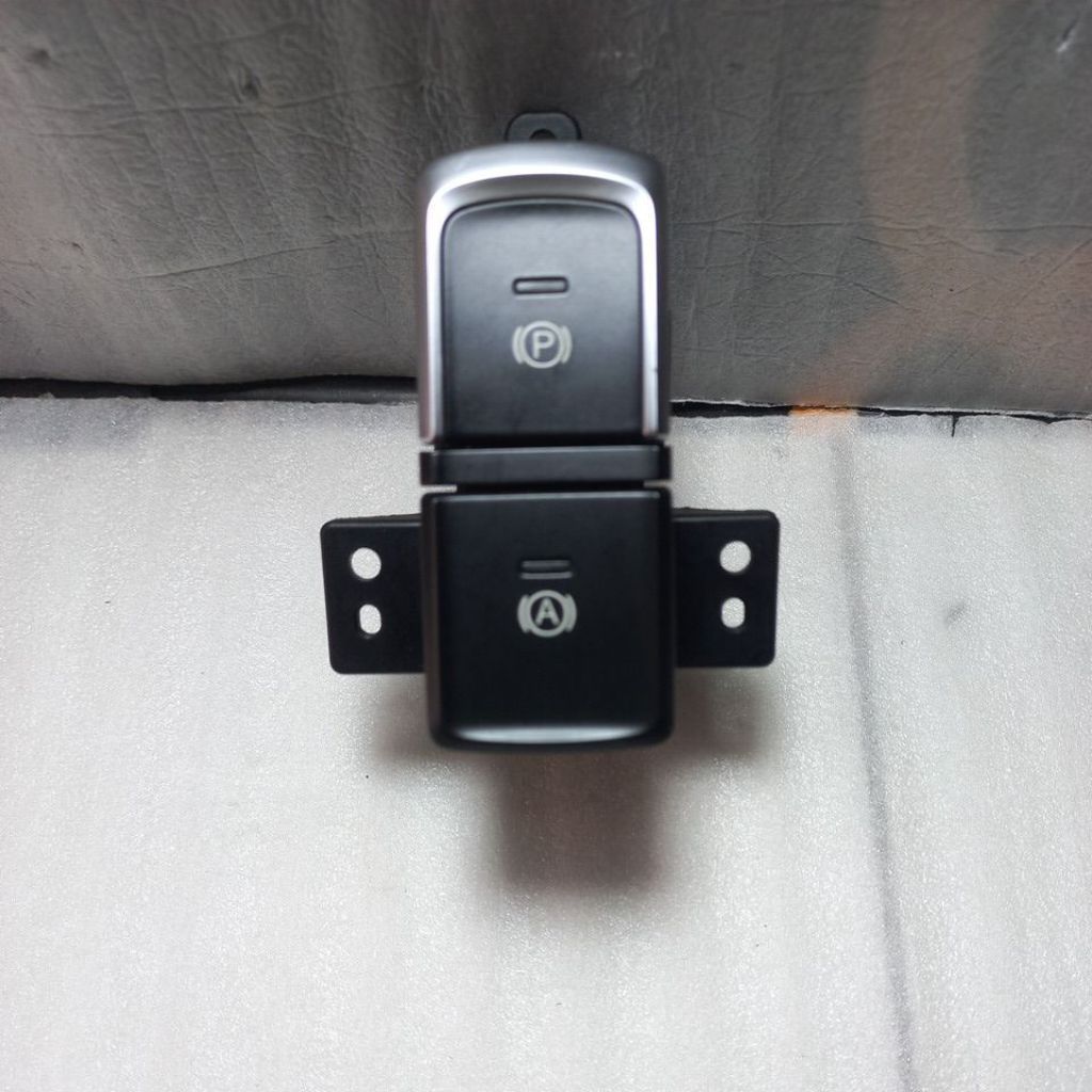 SWITCH EPB WULING CORTEZ ALMAZ CHEVROLET CAPTIVA 23577373 ORIGINAL