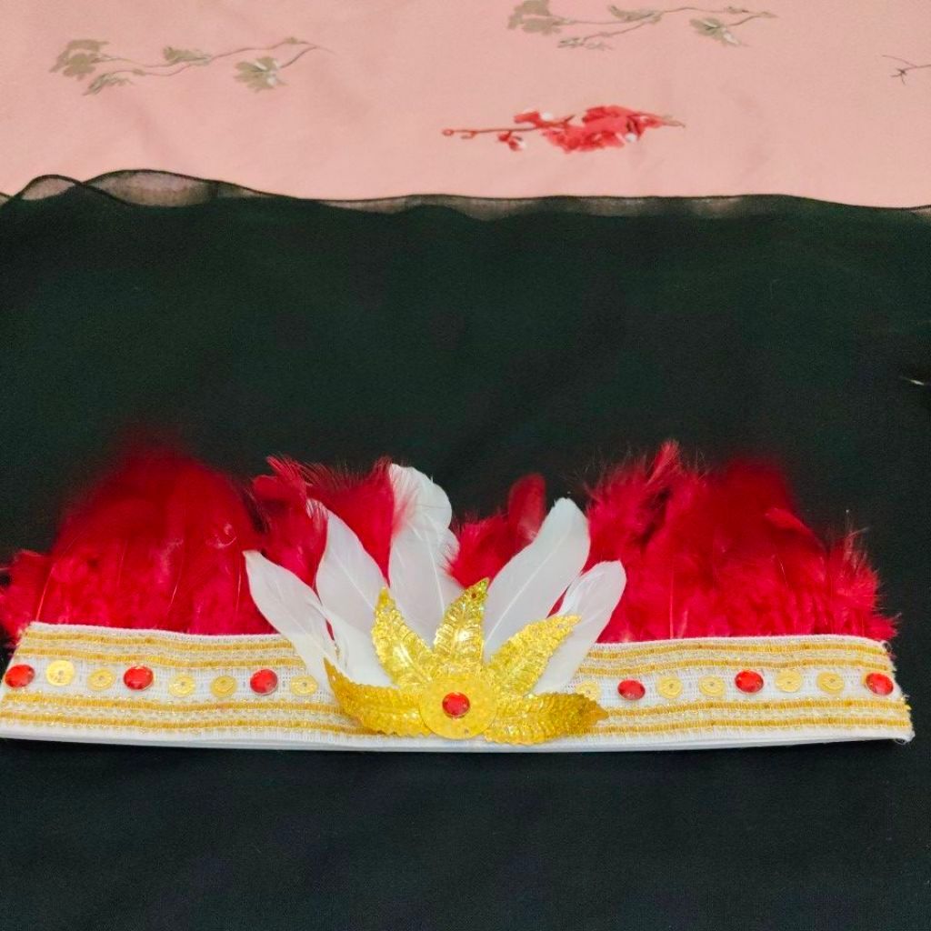 topi merah putih karnaval indonesia