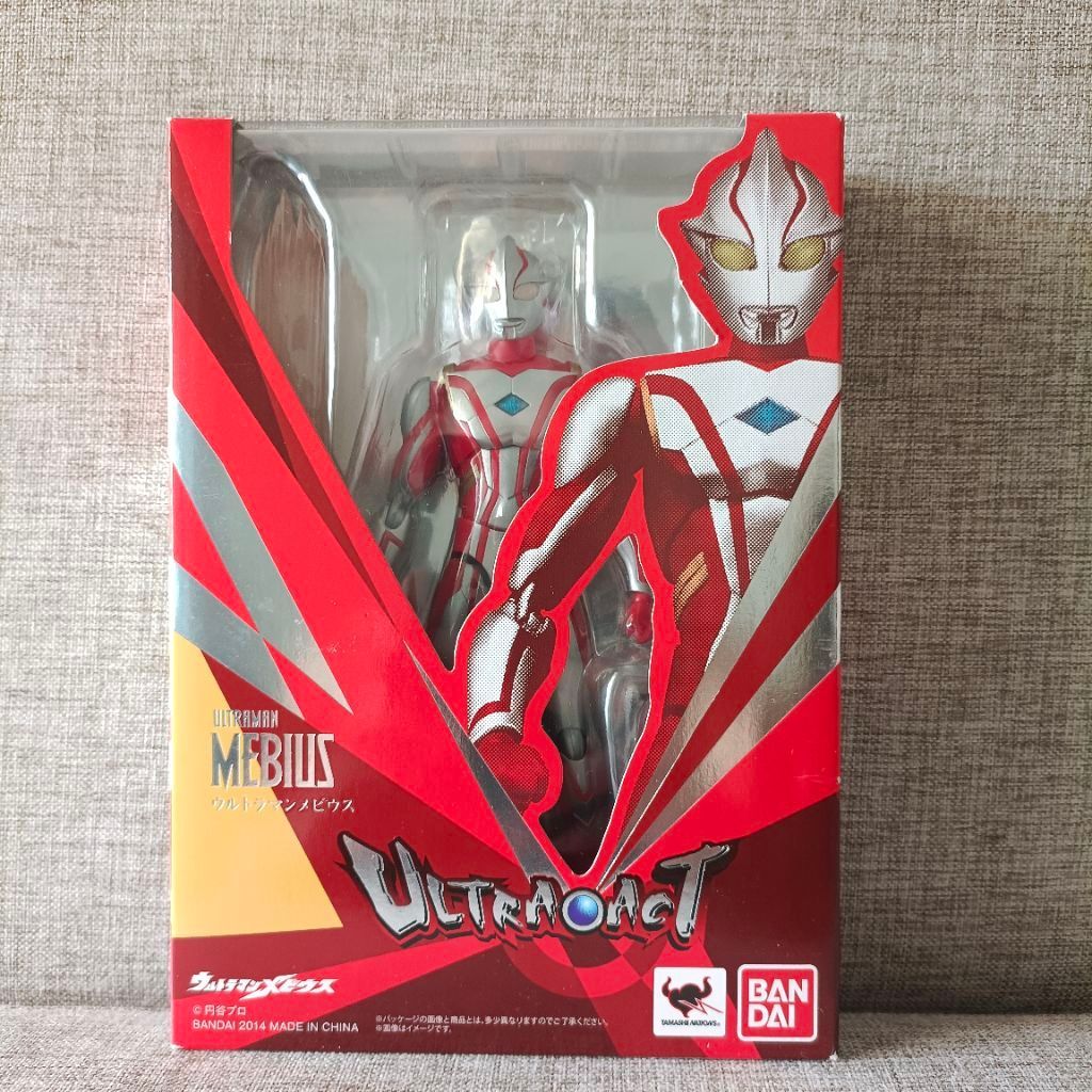 ULTRA ACT ULTRAMAN MEBIUS ORIGINAL BANDAI