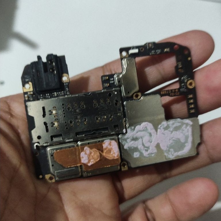Mesin Poco M4 pro ram 8/256 NOMINUS