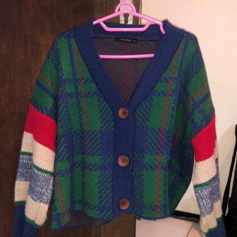 Cardigan Jeikei Rajut