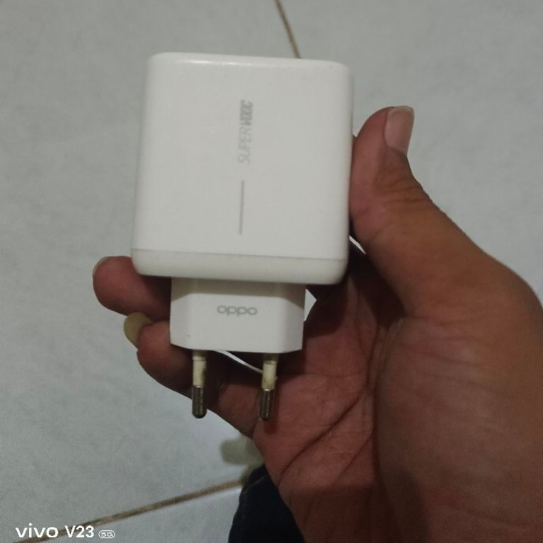 Charger Oppo Supervooc 65w
