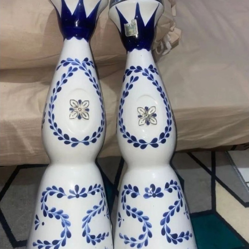 botol kosong azul