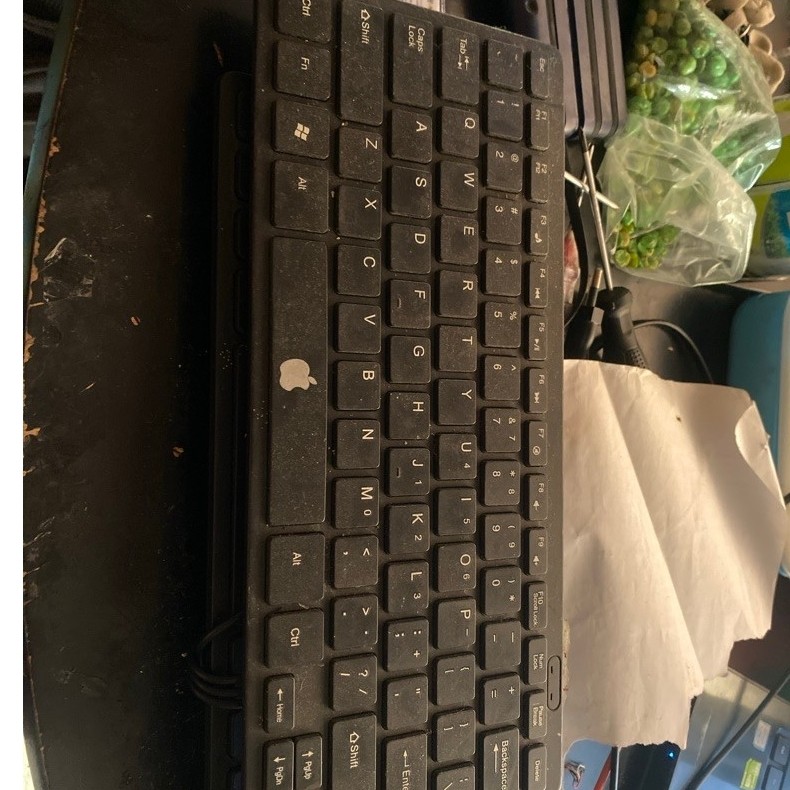 Keyboard PC mini rusak