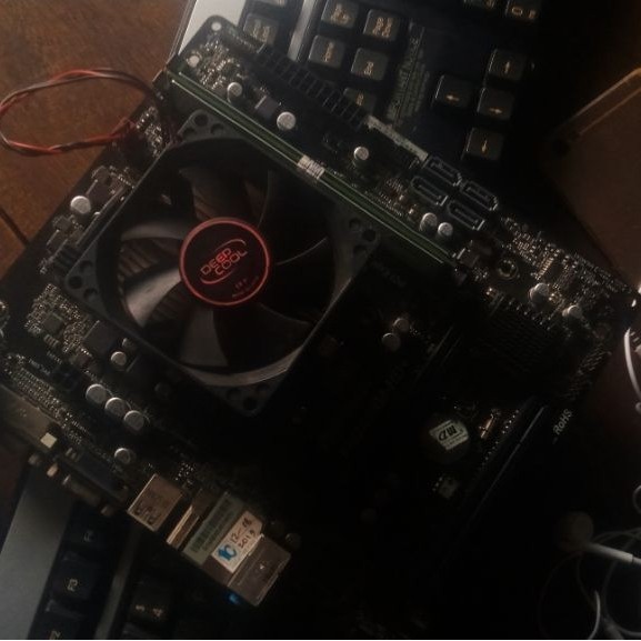 Pc AMD A8 Radeon R7 Tanpa Casing