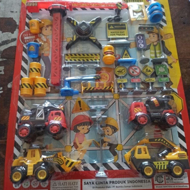 miniatur truk alat berat/tower crane