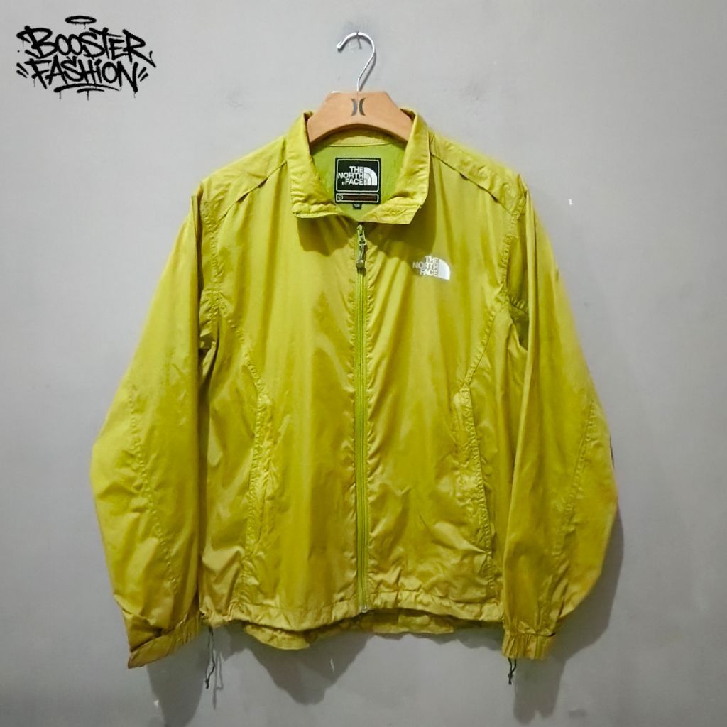 JAKET WINDBREAKER THE NORTH FACE SIZE L ORIGINAL
