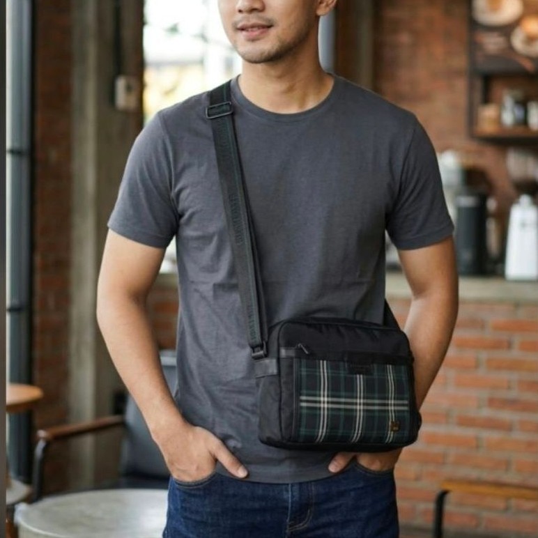 Beanpole Sling Bag