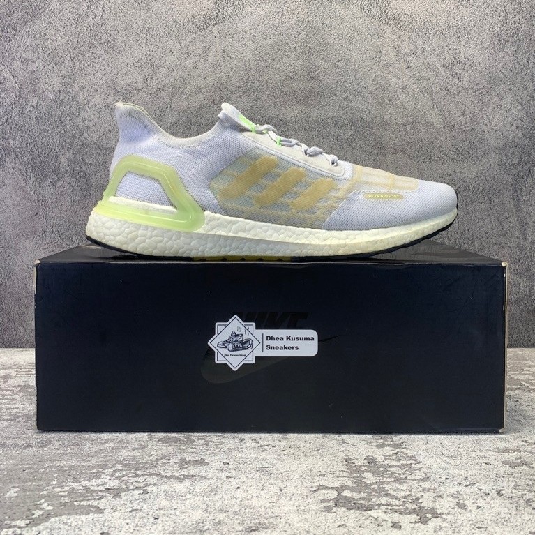 Sepatu Second Lari Adidas Ultraboost Original Guarantee