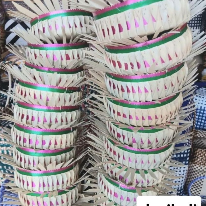 canang iser/sampian gebogan// ukuran 16cm ental//