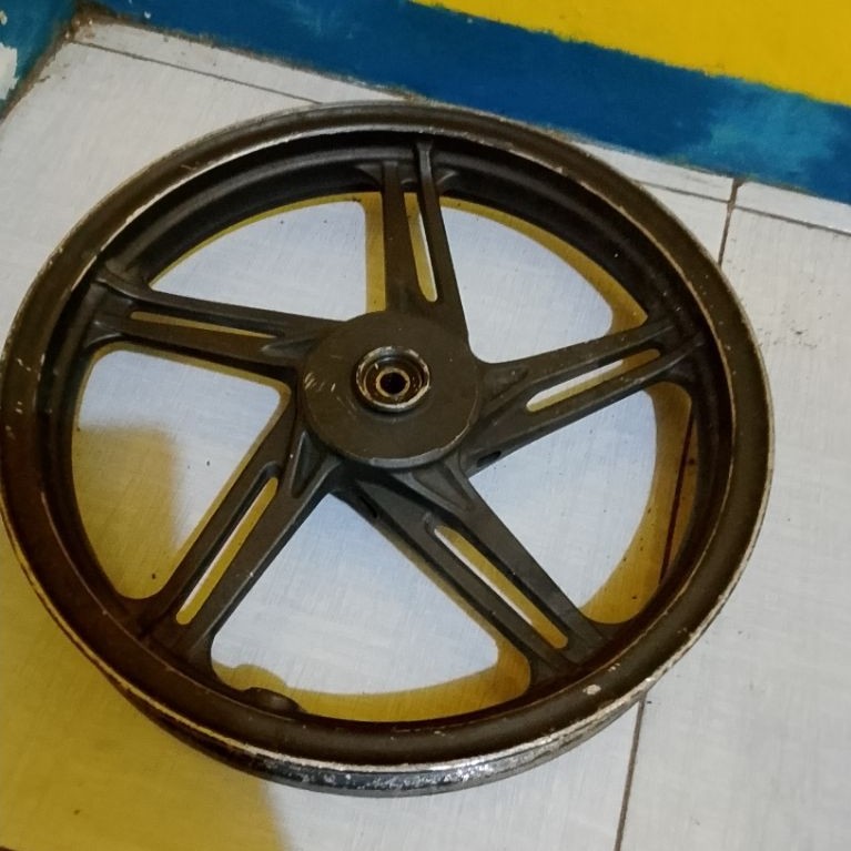 Velg honda beat original copoton motor velg seken velg depan motor beat second bekas pakai