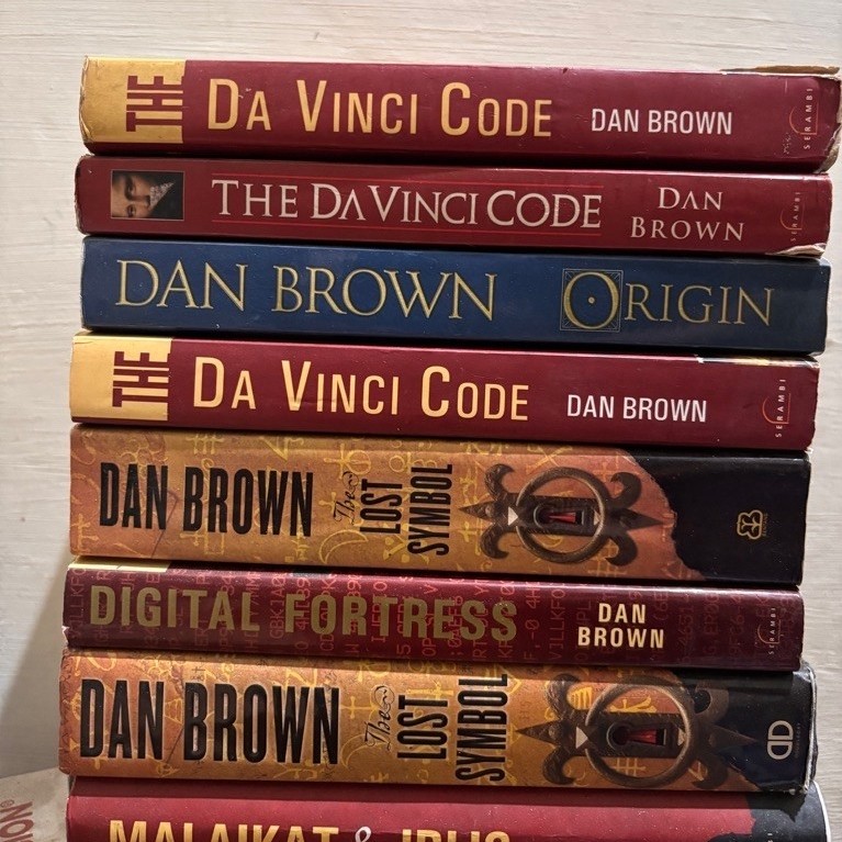 Preloved Novel Dan Brown : Da Vinci Code, Origin, the last simbol