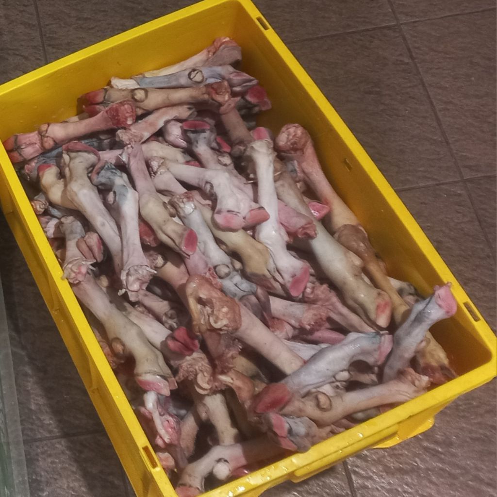 Kaki kambing / kikil kambing 4pcs