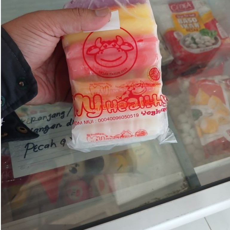 es yoghurt lilin isi 50