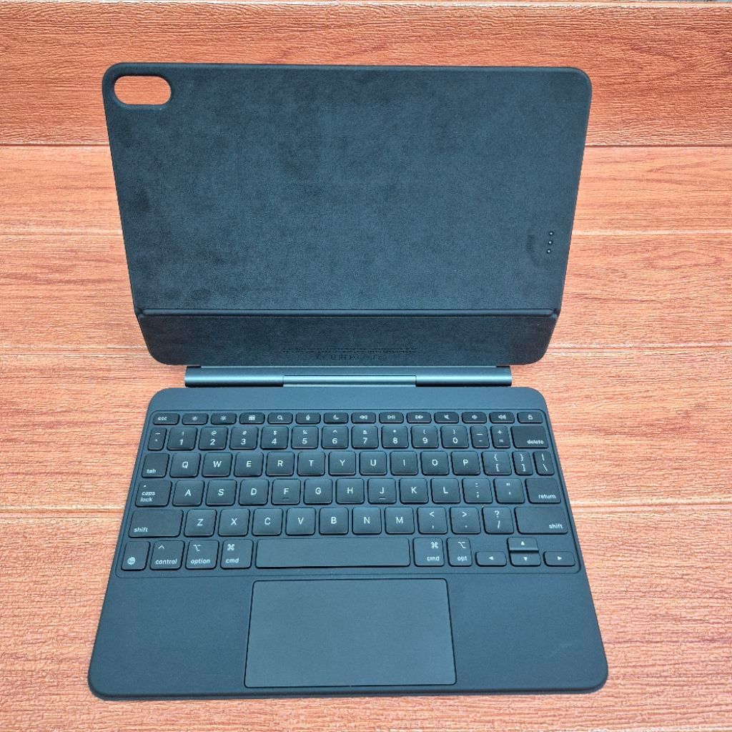 Apple Magic Keyboard iPad Air-11 inch | iPad Air 8 M4 | iPad Air 7 M3 | iPad Air 6 M2 | Second Mulus