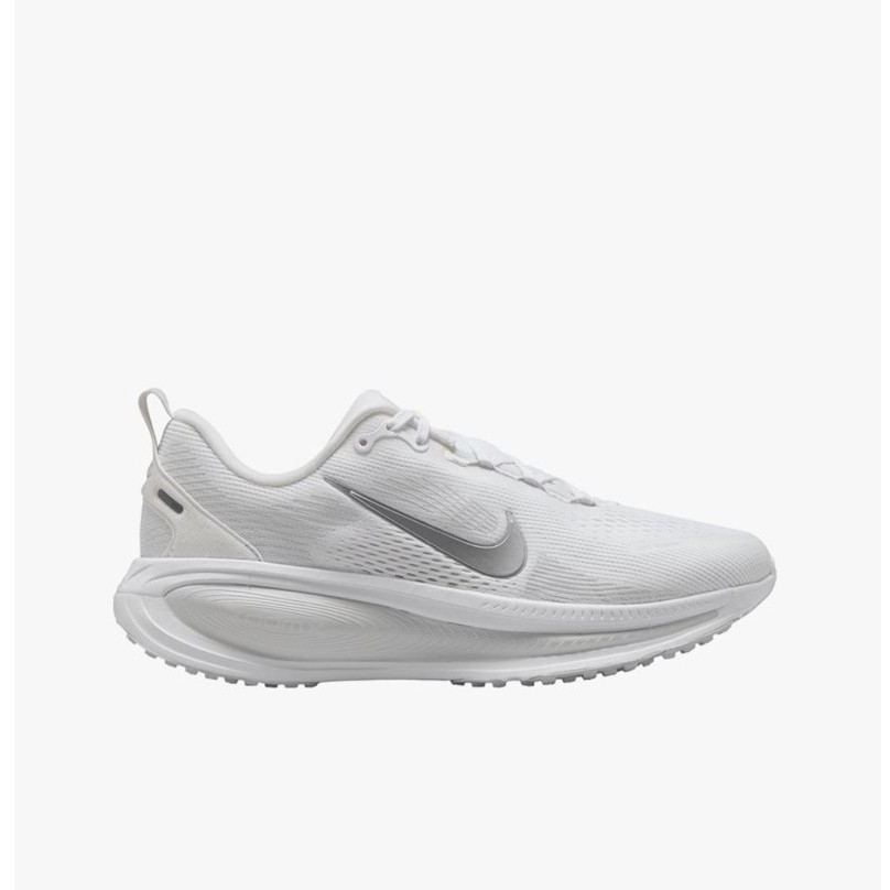 Nike Vomero 18 Road Running Shoes