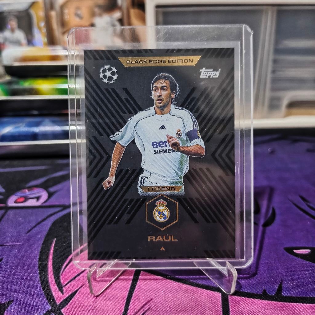 KARTU BOLA RAUL GONZALEZ BLACK EDGE EDITION REAL MADRID TOPPS MATCH ATTAX 25/26