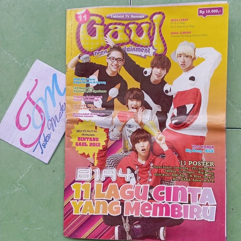 koran tabloid remaja GAUL cover boyband K-Pop B1A4 dan ada poster lengkap