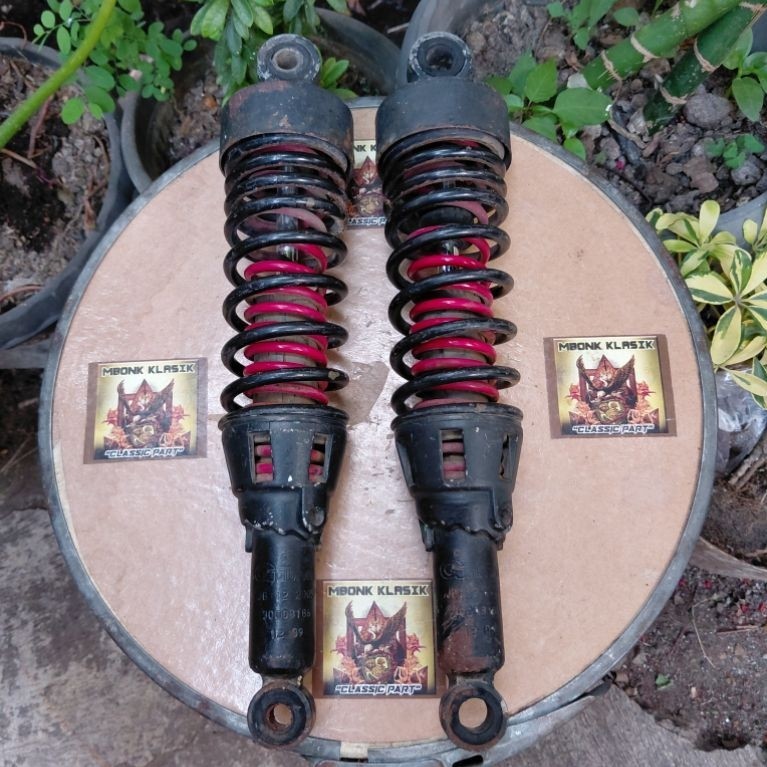 shockbreaker 330 mm bajaj pulsar 125 xcd ORIGINAL shock belakang bajaj pulsar xcd 125 skok endurance
