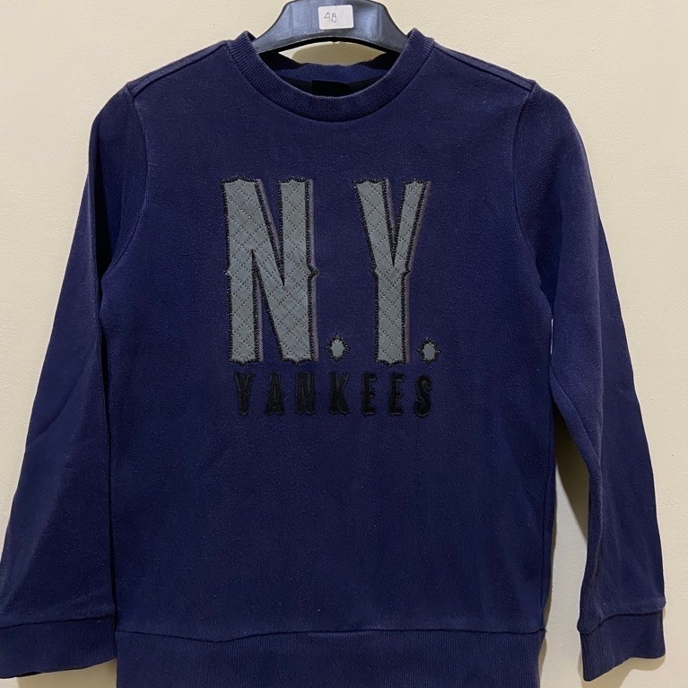 MLB Crewneck NY second