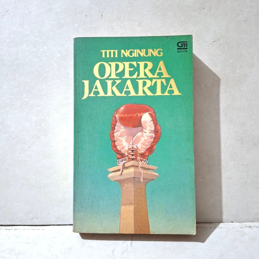 Novel Opera Jakarta — Titi Nginung