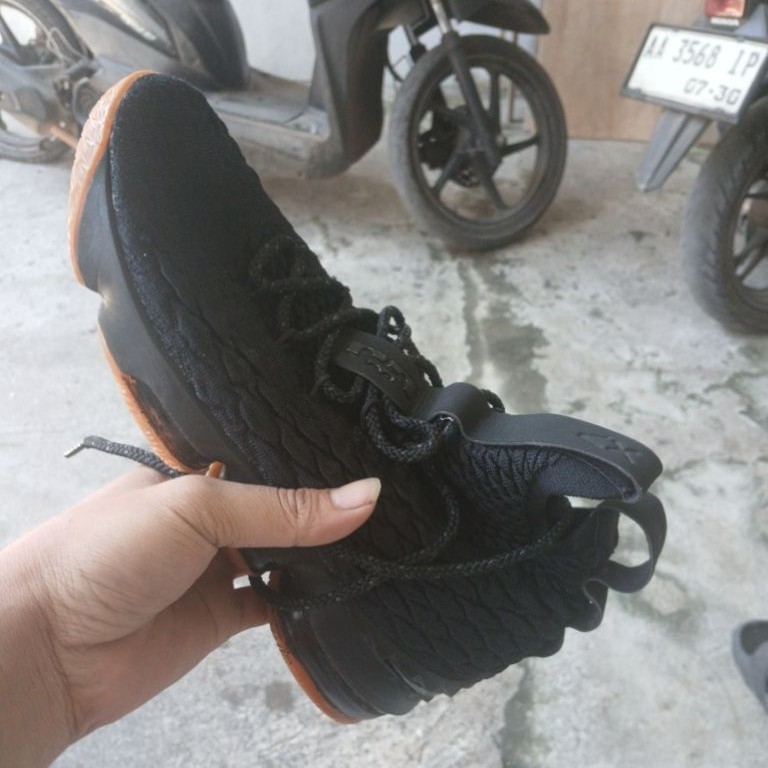 lebron 15 size 41