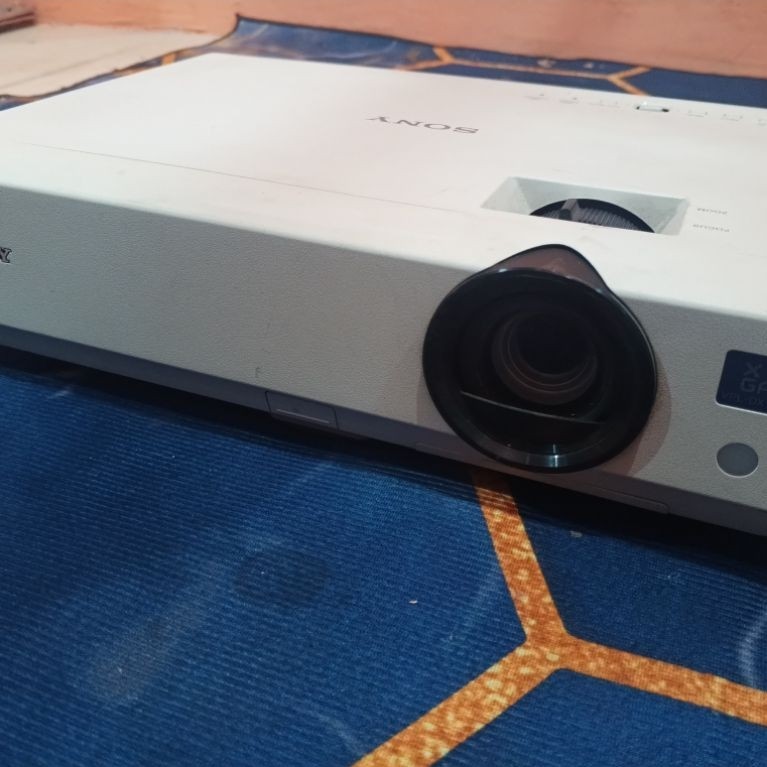 proyektor sony vpl dx100 PROJECTOR SONY VPL-DX100