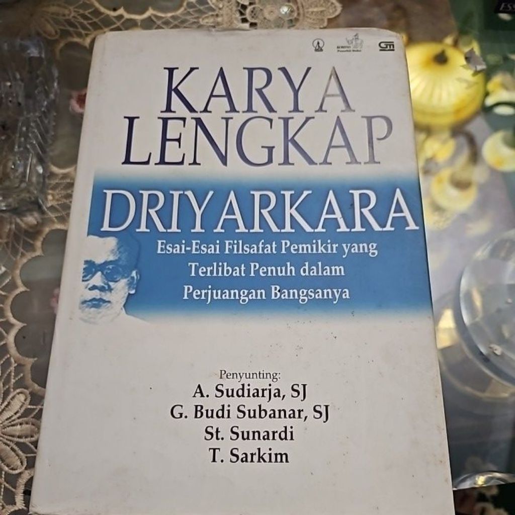 Karya Lengkap Driyarkara Esai Filsafat Buku. Buku original