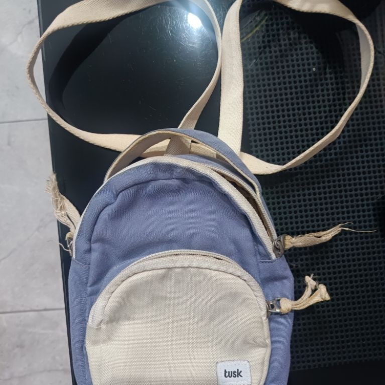 Tas ransel mini merek Tusk