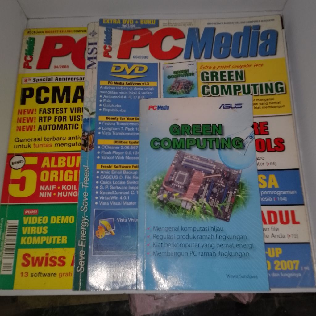 Majalah PC Media (Bekas, dapat 2)