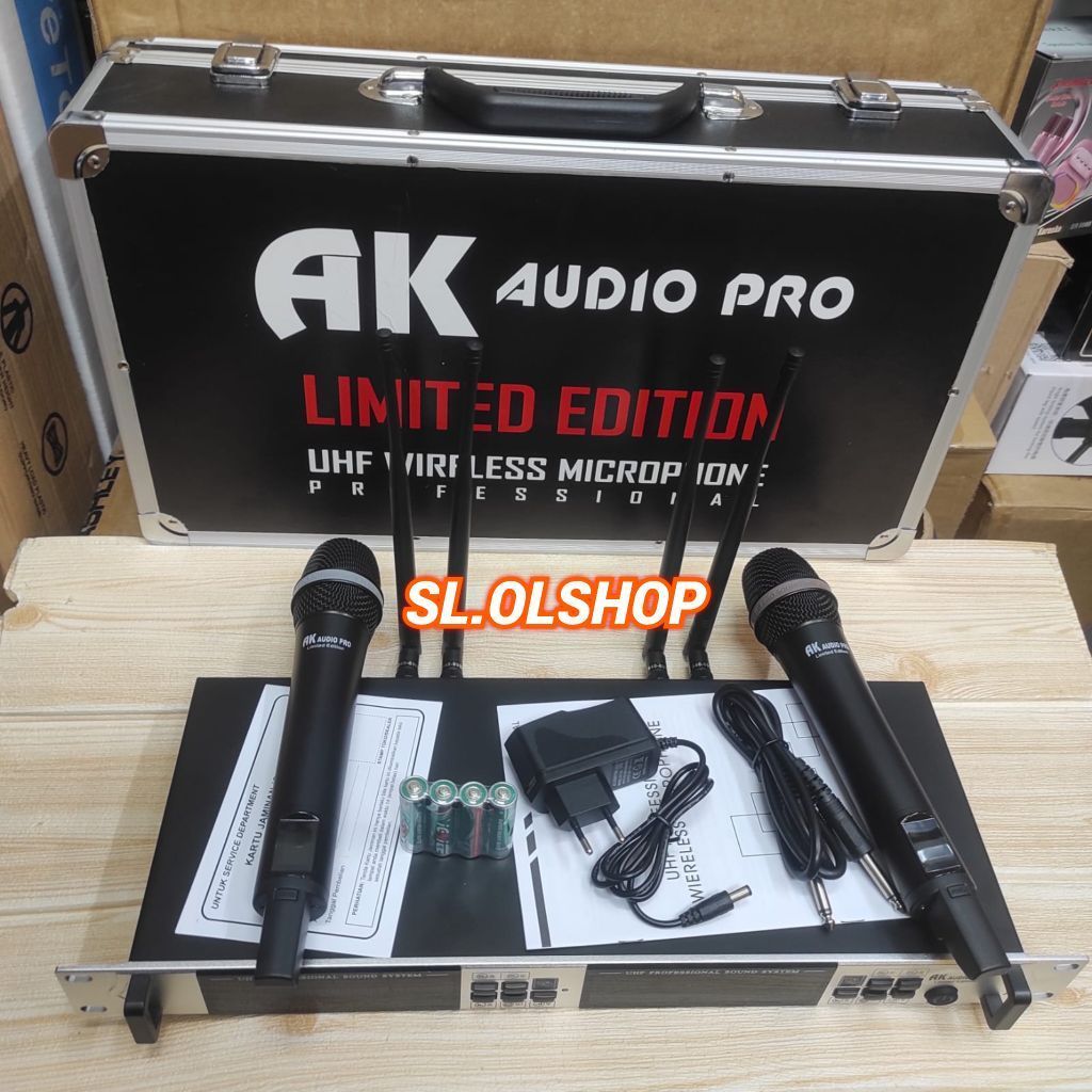 New Mic Wireless AK AUDIO PRO Limited Edition UHF Professional Microphone 2 Handheld Pegang Original