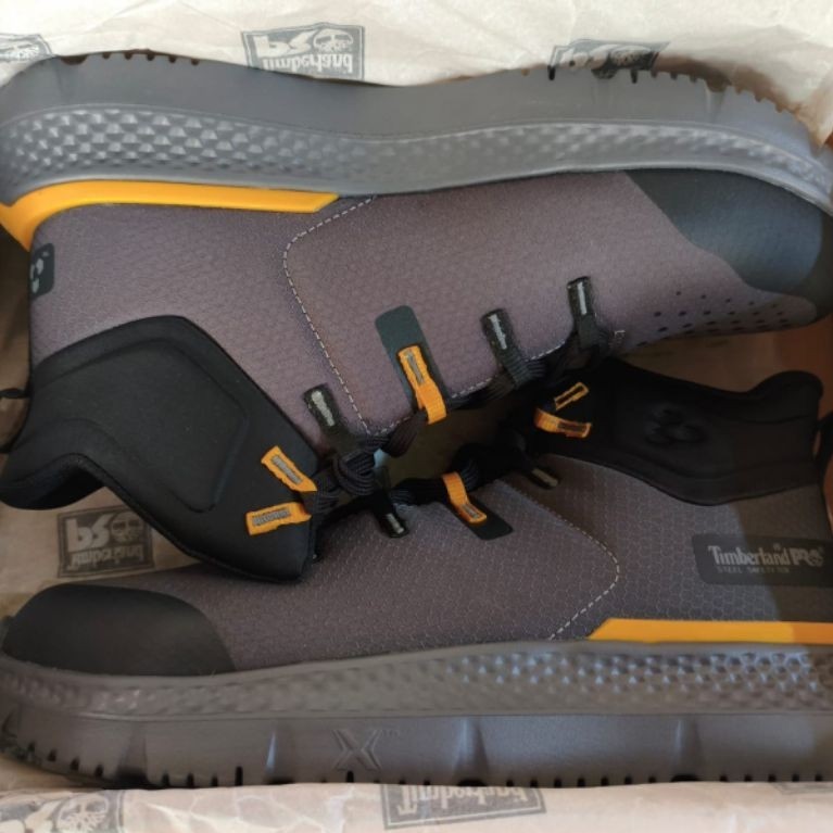 Sepatu Timberland PRO Men's Intercept Mid Steel Toe Work Sneaker
