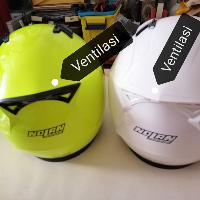 Ventilasi atas Helm Nolan N-64
