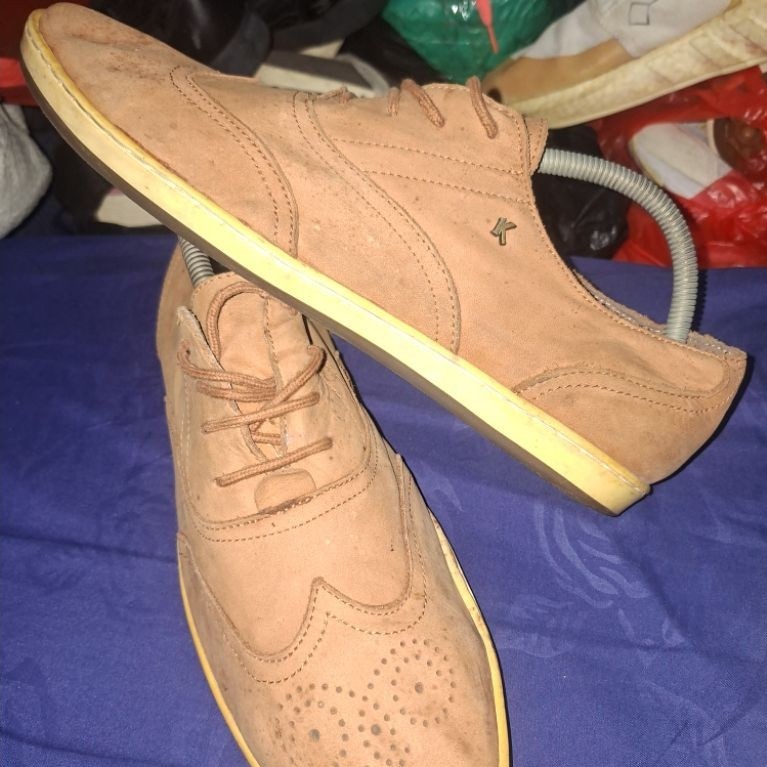 kickers Wingtip kulit size 44