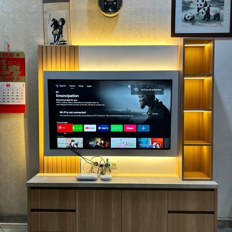 BACKDROP TV MINIMALIS CUSTOM