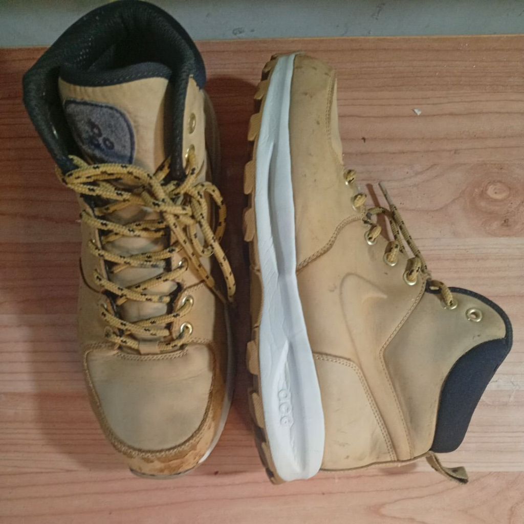 sepatu boot kuiit ACG