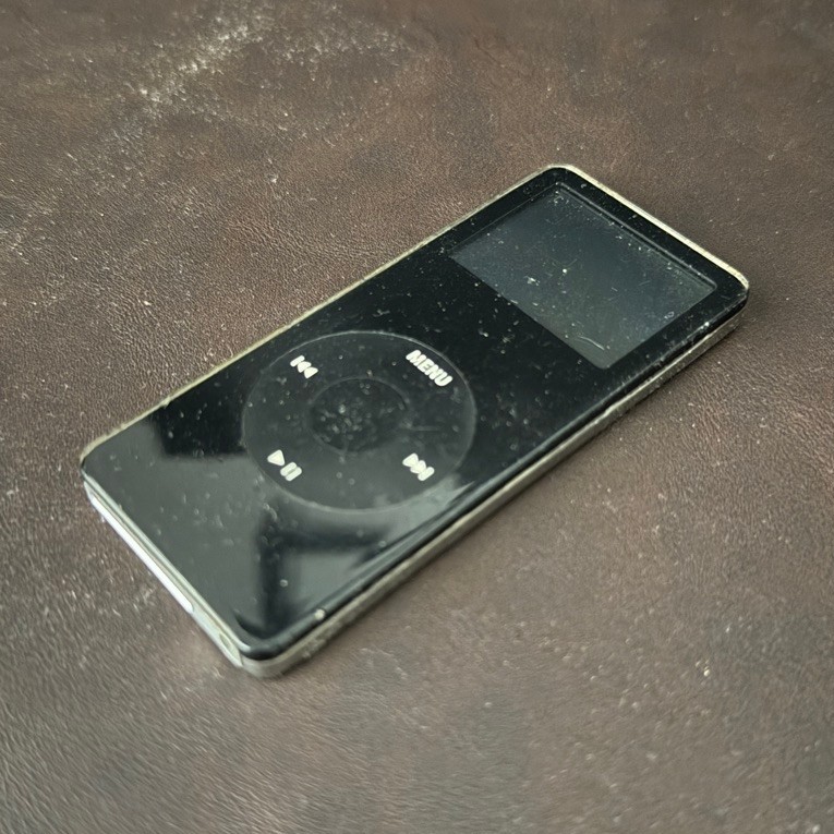iPod Nano 1st Gen 1gb second