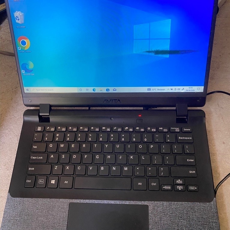 Laptop AVITA NE14A2 minus