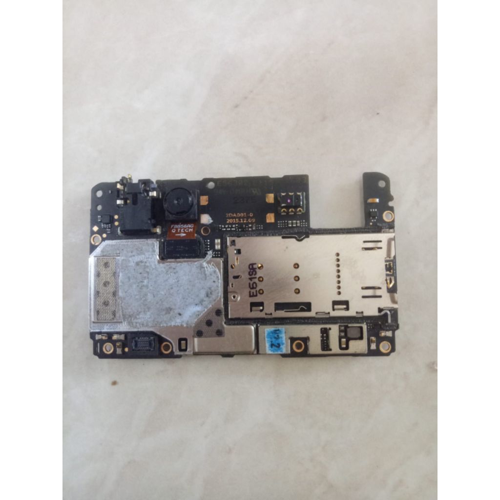Mesin Oppo F1F