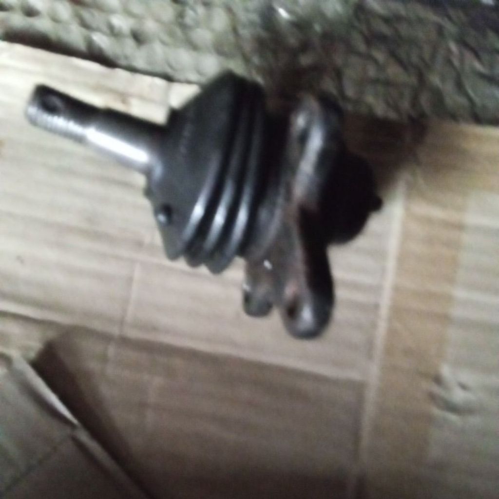 jual bal join Toyota Hiace lama75-80copotan second original