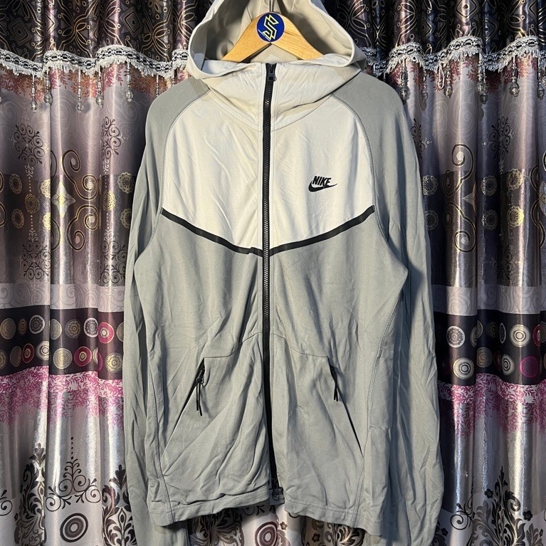 HOODIE NIKE TECH